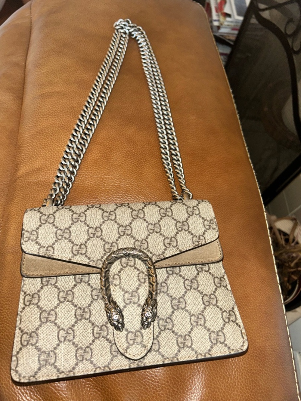 Gucci Beige GG Supreme Shoulder Bag with Silver Hardware